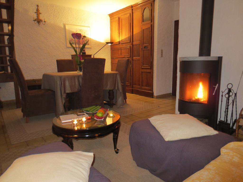 Hotel Les Ardillieres Du Pont D'Oye Habay-la-Neuve Δωμάτιο φωτογραφία